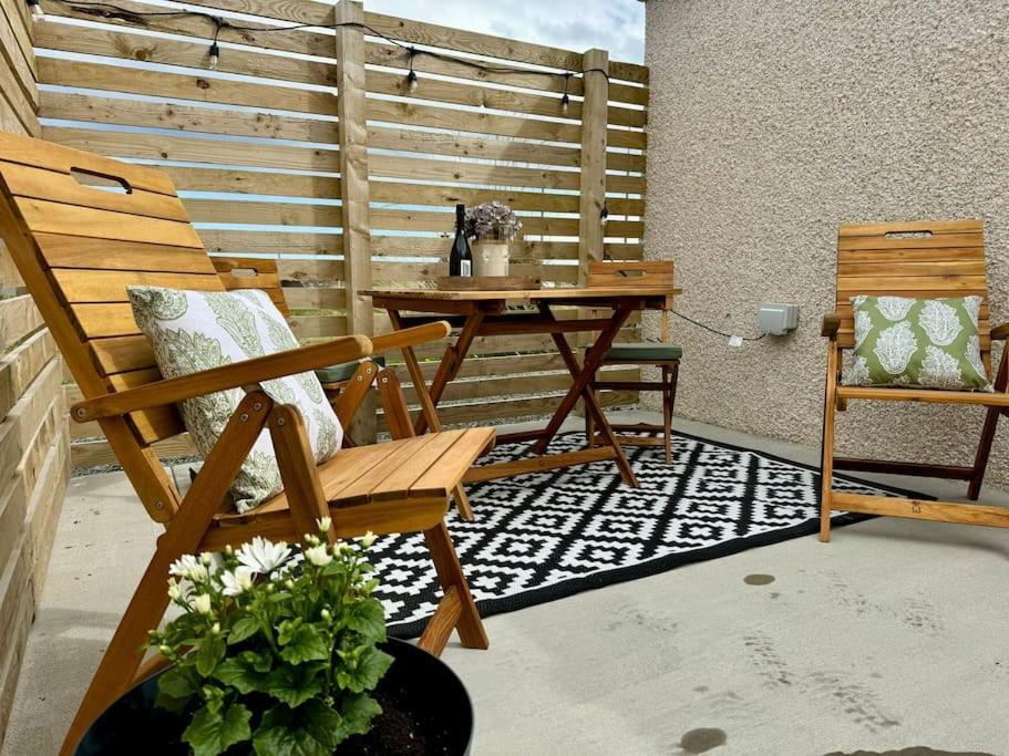 Nᴼ 21 Beautiful Cosy Modern Traditional Cottage Lionel 外观 照片